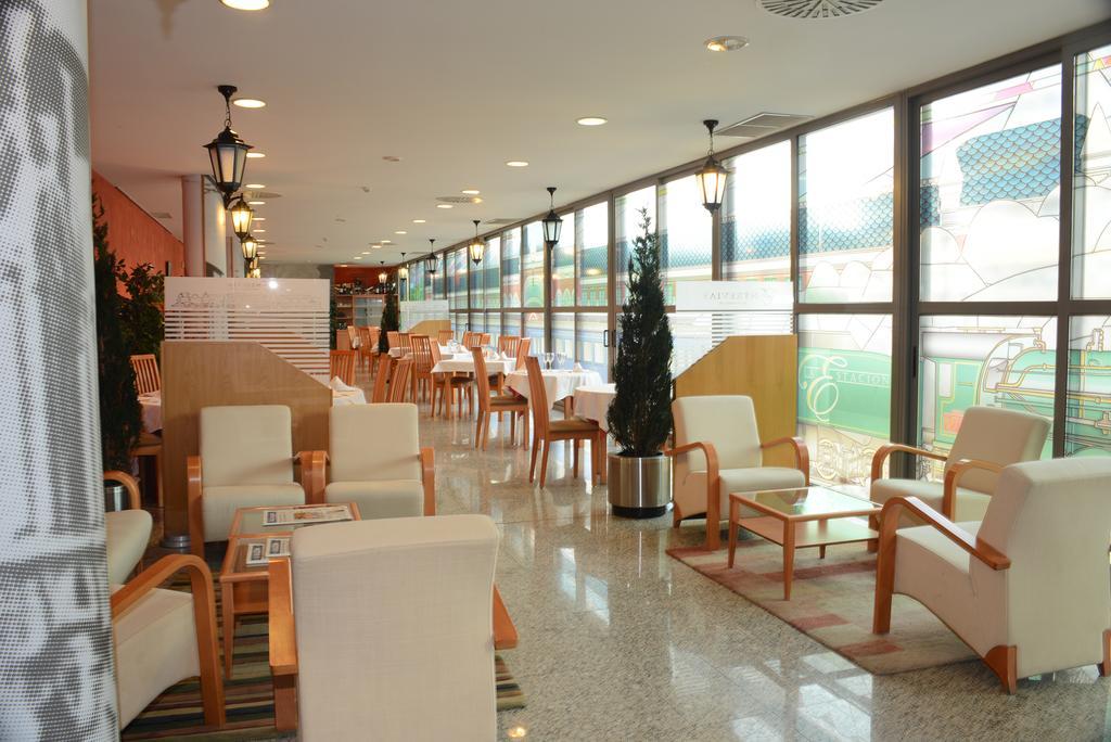 Aparthotel Sercotel 韦斯卡 外观 照片
