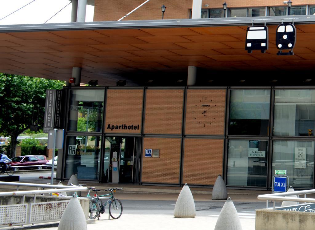 Aparthotel Sercotel 韦斯卡 外观 照片