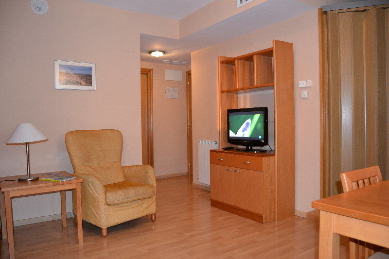 Aparthotel Sercotel 韦斯卡 外观 照片