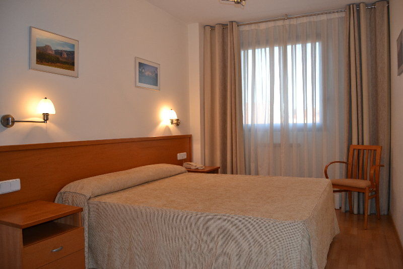 Aparthotel Sercotel 韦斯卡 外观 照片