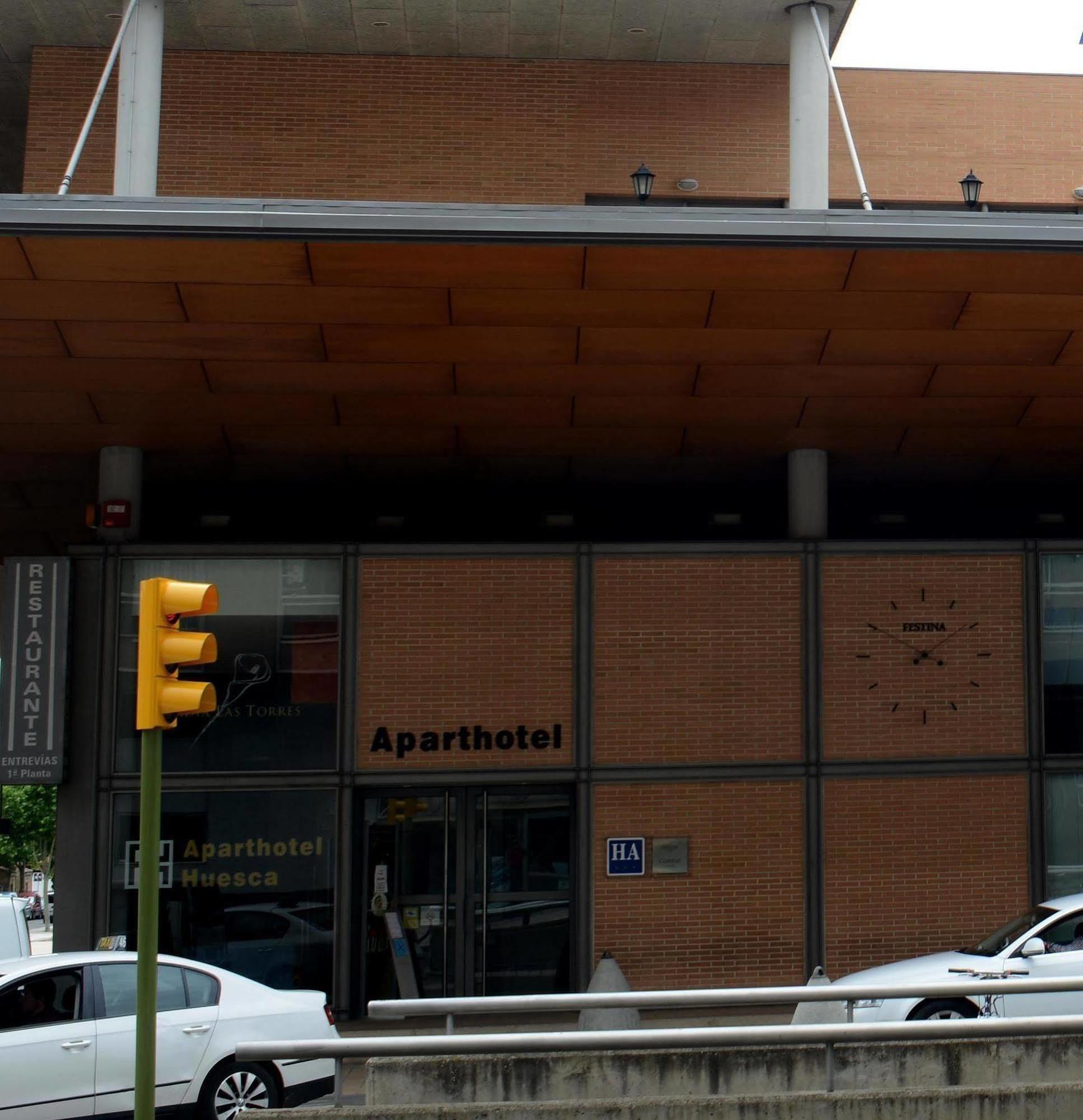 Aparthotel Sercotel 韦斯卡 外观 照片